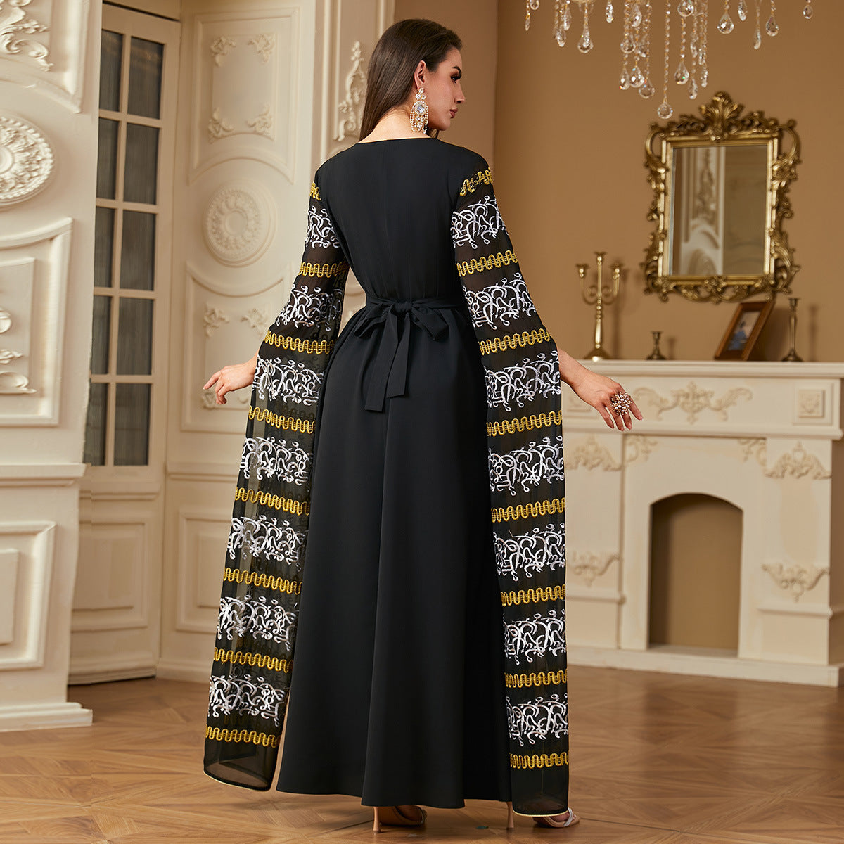 Dubai Robe Super Long Sleeve Embroidered Arabic Dress