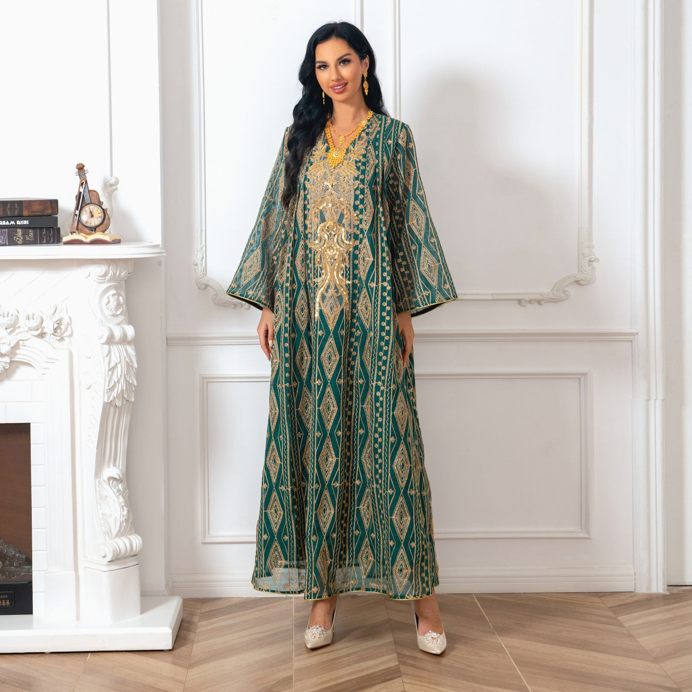 Muslim Saudi Dubai Evening Gown Embroidered Robe